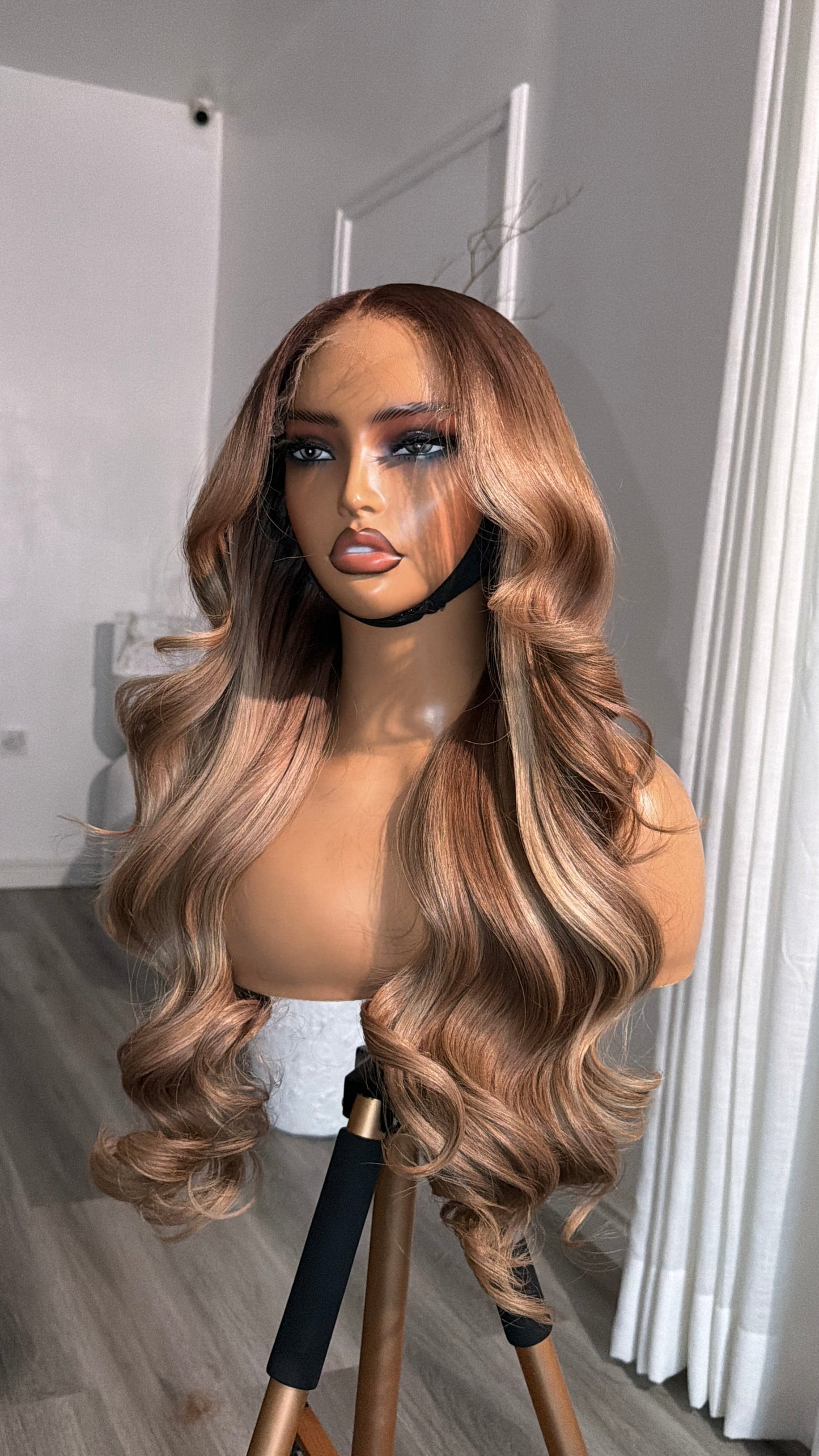 Sandy Blonde (Blonde Series)